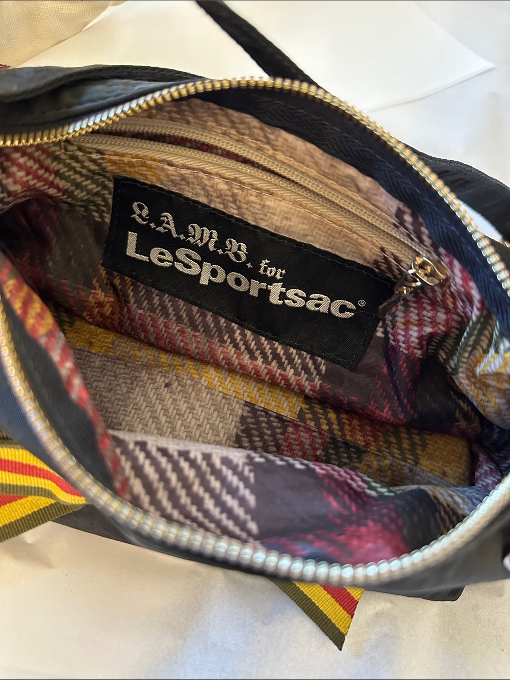 L.A.M.B. Lesportsac Ribbon Detail BOW Black Handbag nylon shoulder Crossbody - Picture 7 of 8